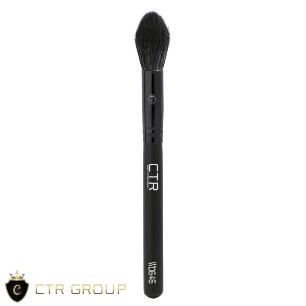 Blush brush CTR W0646 arctic fox pile